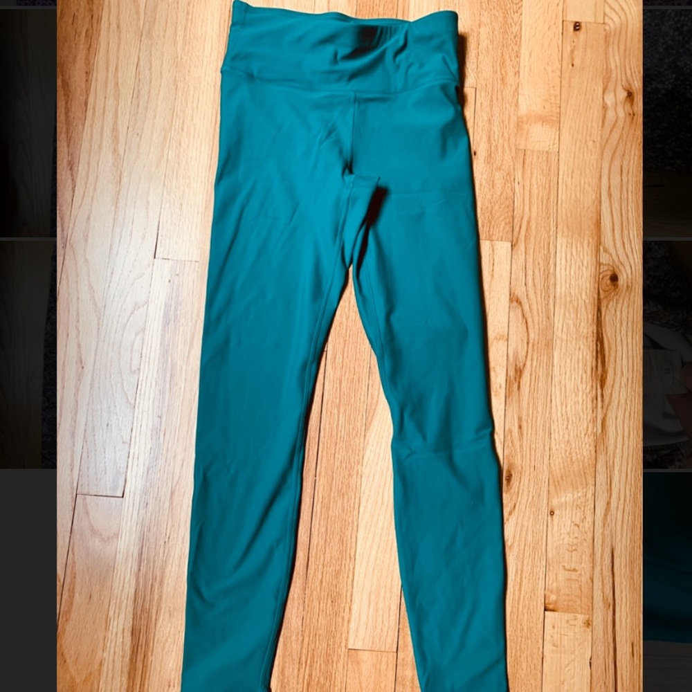 NWOT Fabletics winter leggings